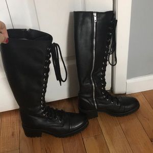 Steve Madden RARE Grind Black Leather